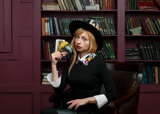 Duygusal Salgınlar: Kalabalıkların Ruh Halini Nasıl Etkiliyor?